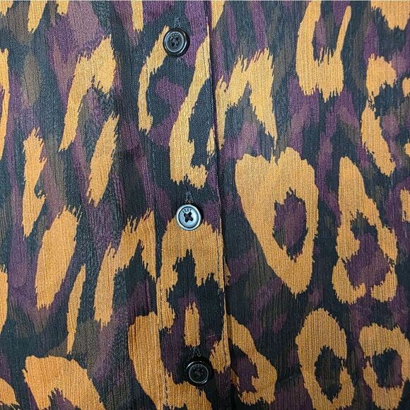 DKNY Leopard Animal Print Ruffle Button Up Shirt -  Size Large - Picture 7 of 8